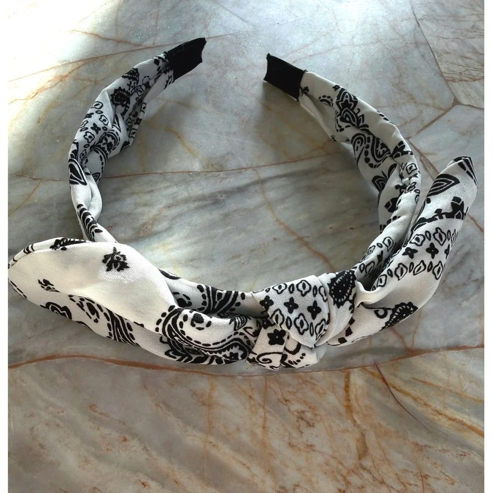 Black White Paisley Bandana Knotted Headband Retro Rockabilly Hair Accessory